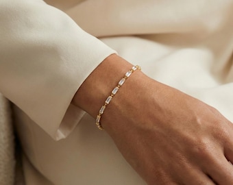 Zirkon Armband vergoldet aus 925 Silber, Minimalistisches Damen Armband, Geschenk für Sie