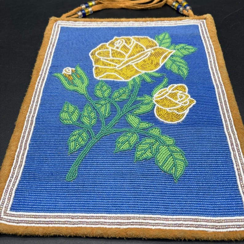 Sac à bandoulière en cuir perlé à la main vintage Roses florales + revers en laine Pendleton image 3