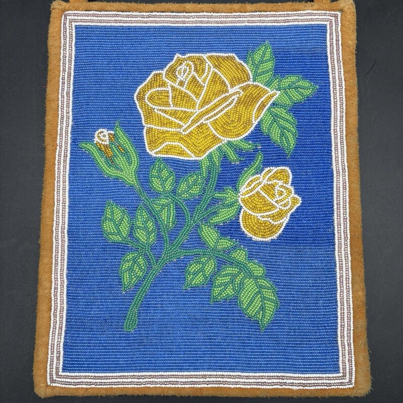 Sac à bandoulière en cuir perlé à la main vintage Roses florales + revers en laine Pendleton image 4
