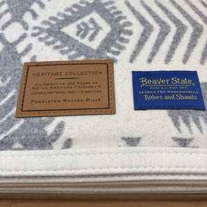Bata Pendleton Silver Bark (64" x 80") Colección Beaver State Heritage Marfil imagen 3