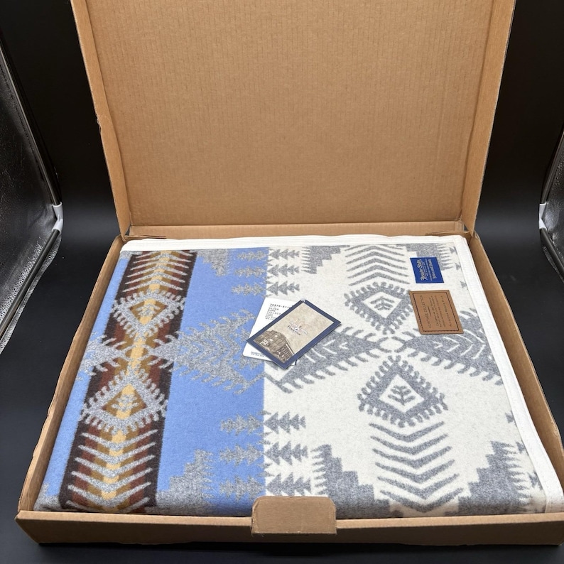 Bata Pendleton Silver Bark (64" x 80") Colección Beaver State Heritage Marfil imagen 1