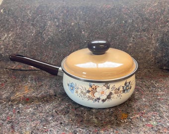 VTG クラウニング エナメル調理器具「スプリングブーケ」2.5クォート ソースパン コテージコア スプリング