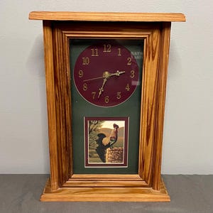 VTG Wood Mantel/Wall Clock Rooster Country Cottagecore Works 11x3x15.75”