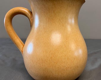 ヴィンテージ ハンドメイド陶器 ライトブラウン 斑点模様 ピッチャー イタリア製 取っ手付き 7インチ