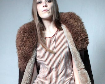 Top de seda vintage sin mangas / Blusa de seda a rayas marrones y blancas