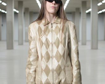 Vanilla leather jacket with pointed collar / Diamond quilt leather and suede jacket