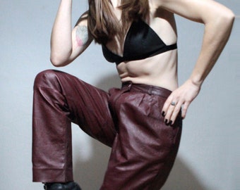Burgundy leather pants / Vintage pleated leather trousers