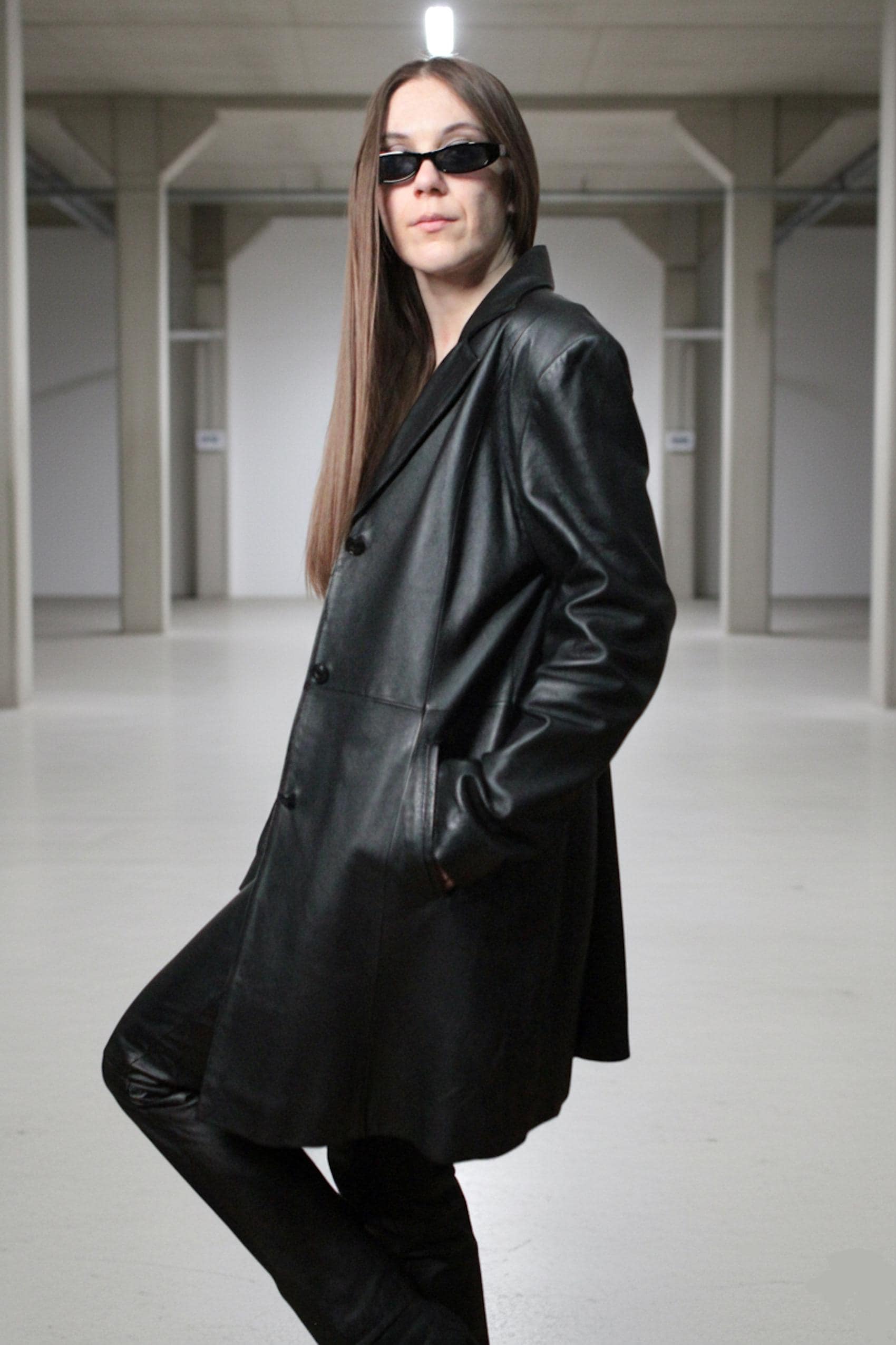 Womens Long Leather Blazer / 2000s Vintage Black Leather Coat