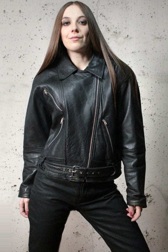 Black leather motorcycle jacket / 90s Vintage biker leather jacket with a belt
