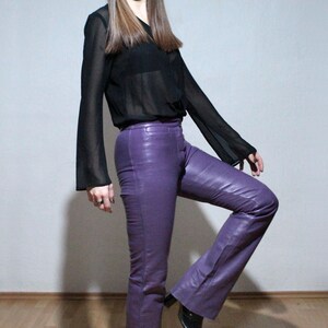 00s Purple leather pants high rise bootcut flare leather trousers