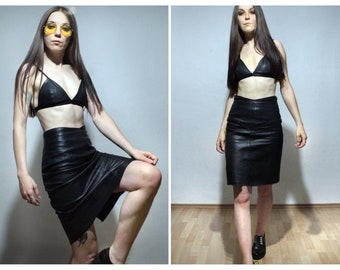 High waisted leather skirt / 00s Vintage black leather pencil skirt