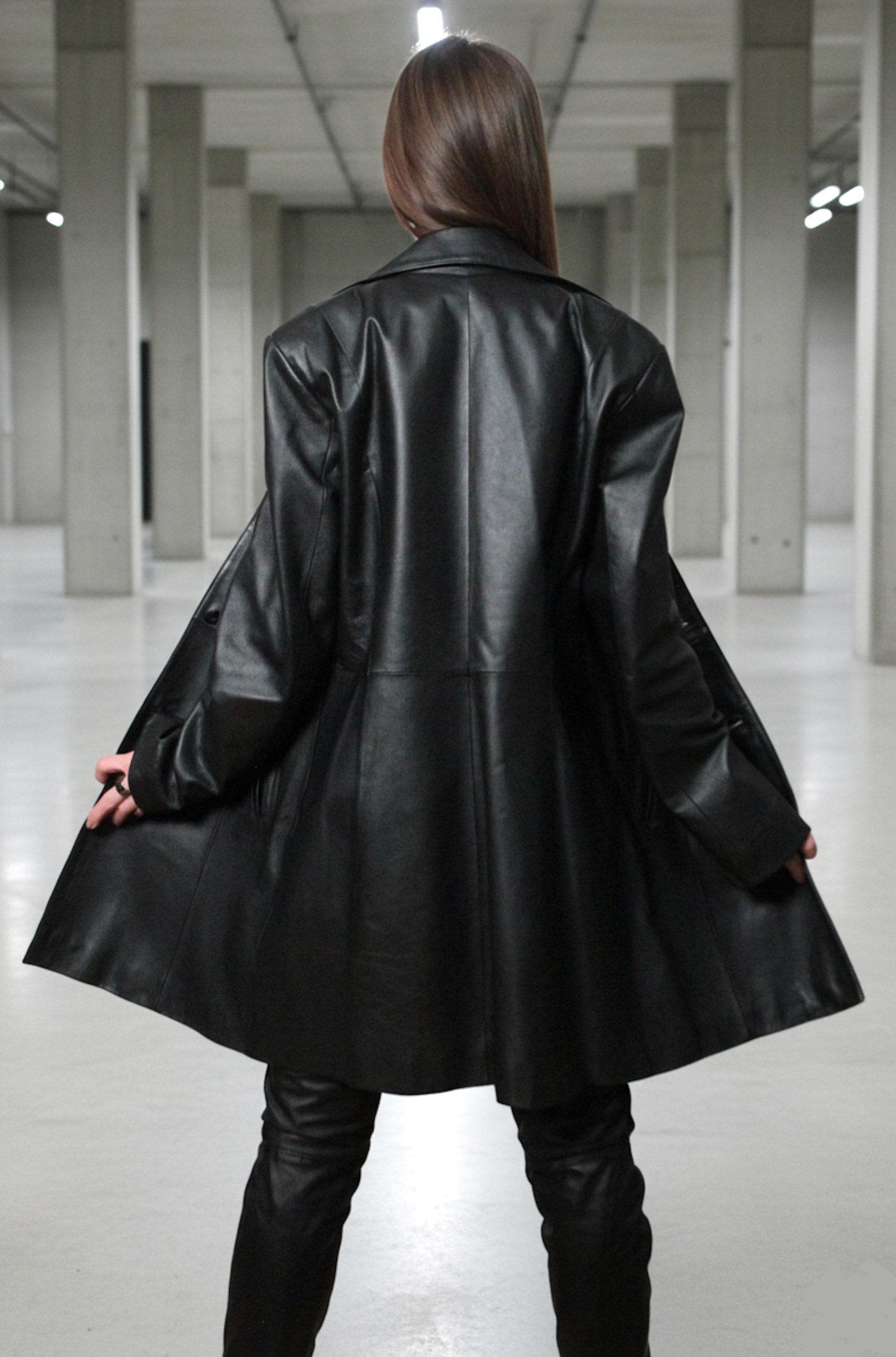Womens Long Leather Blazer / 2000s Vintage Black Leather Coat