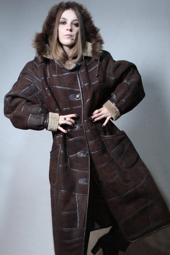 Hooded long shearling coat / Brown patchwork sued… - image 6