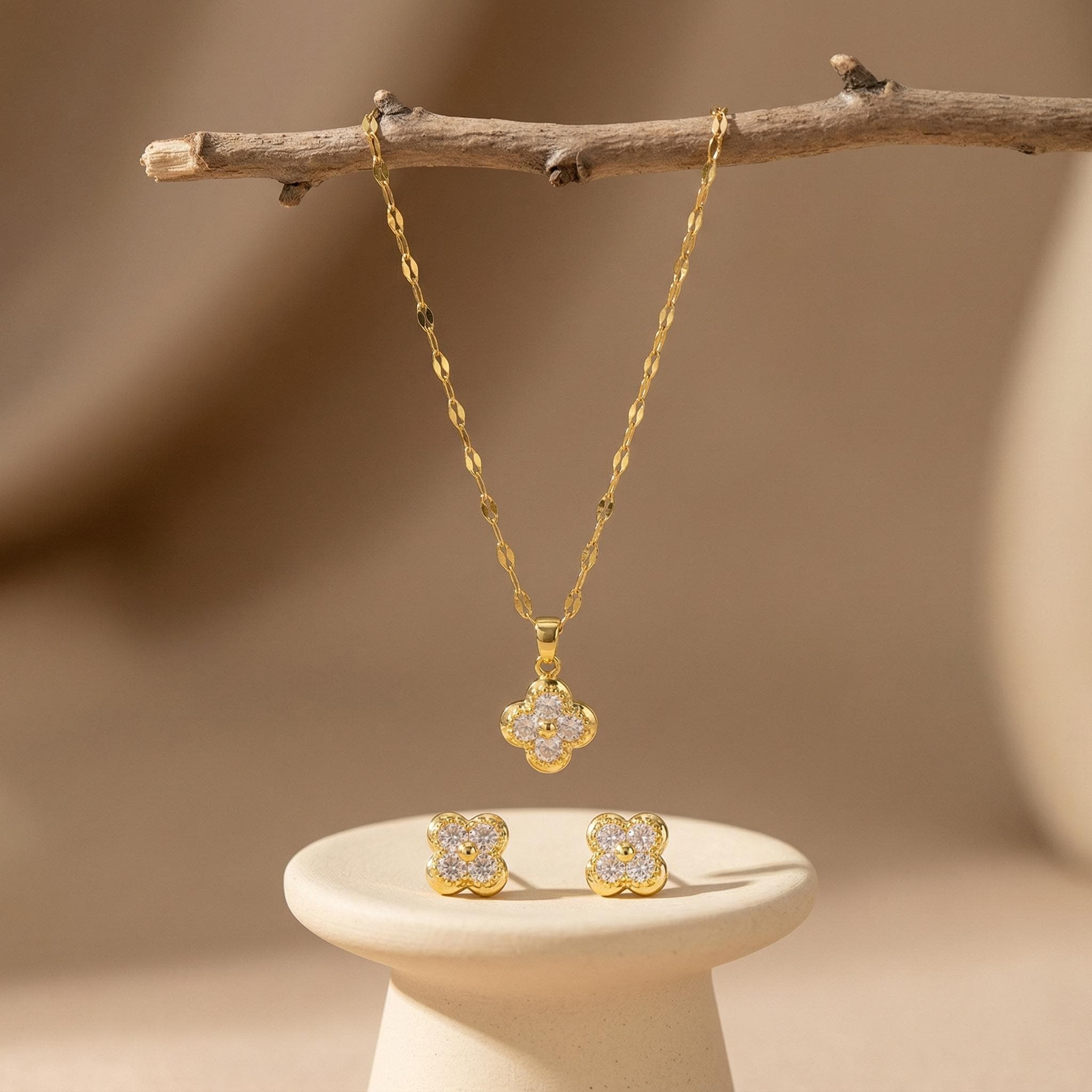 18k clover necklace gold - Etsy 日本