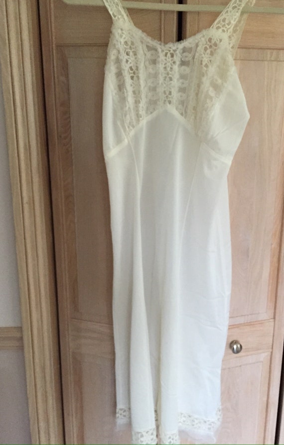 Lovely Off-White or Ivory Sheer Negligee from 194… - image 2