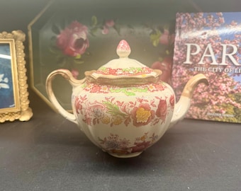 Antique Johnson Brothers Dorchester Teapot – English Cottagecore Decor