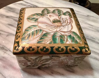Vintage Magnolia Floral Trinket Box, Decorative Ceramic Keepsake, Cottagecore Vanity Decor