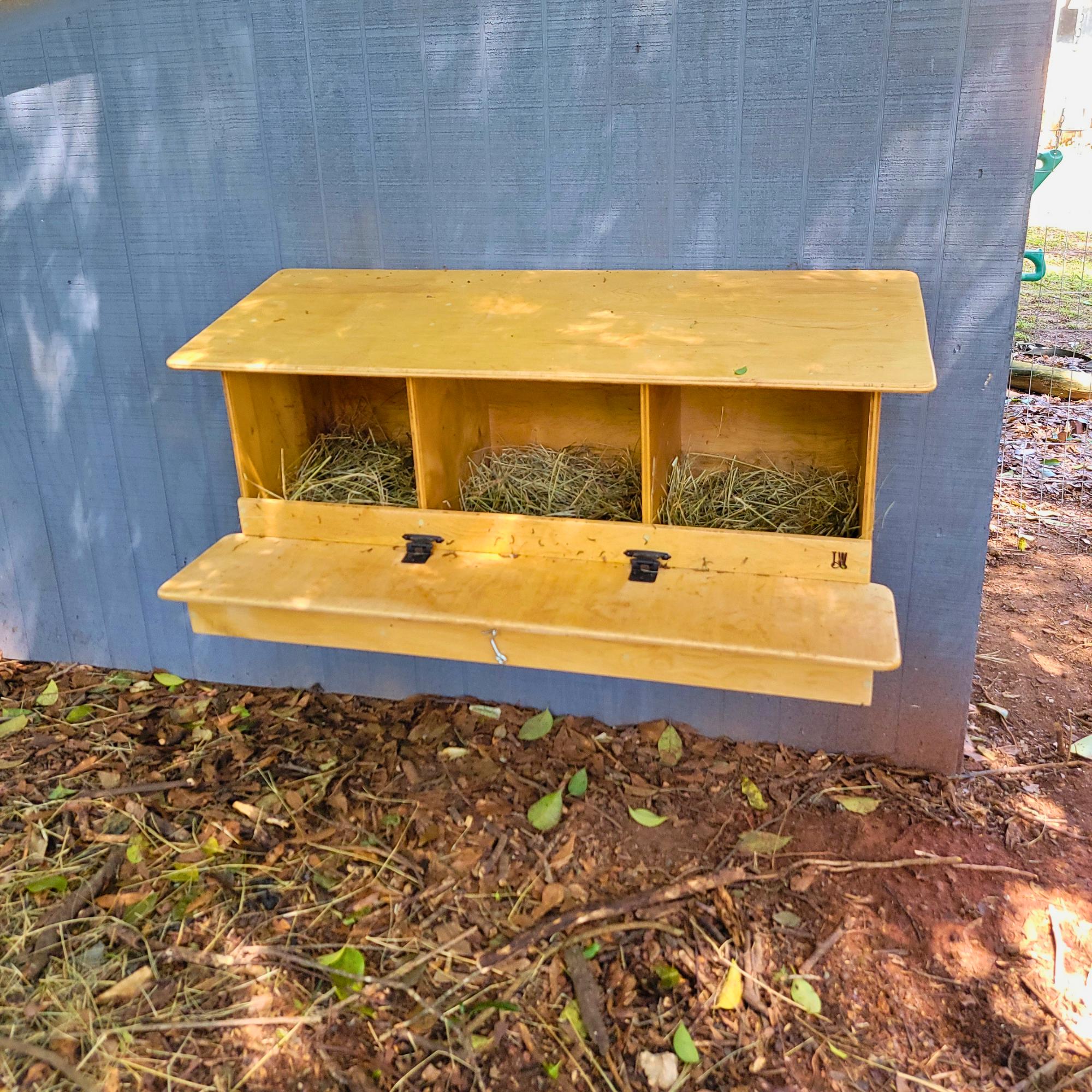 Roll Out Nesting Box Plans, Three-Bay Chicken Coop Guide with Blueprints, CNC and STL Files image 4