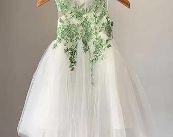 Green lace applique ivory tulle flower girl dress bridesmaid dress MJ09