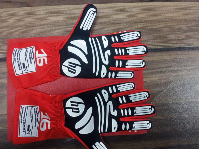 Guantes de carreras inspirados en Charles Leclerc / Simulación y carreras de karts imagen 8