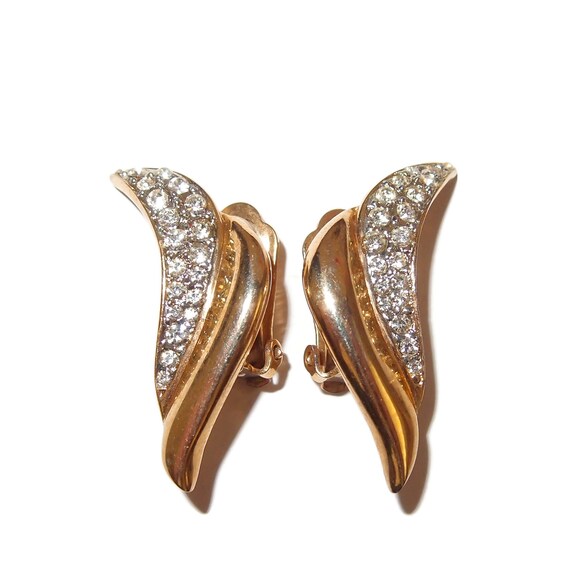 BLOWOUT SALE Gold tone Swirl Rhinestone Vintage Clip on Earrings