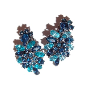 Large TRIFARI Dangle Two-tone Blue Rhinestone Vintage Earrings