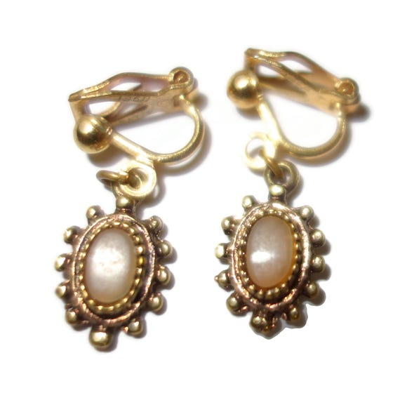 Tiny Beige Drop Vintage Earrings - image 2