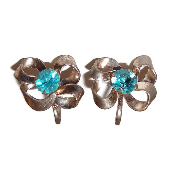 1930s Blue Rhinestone Vermeil Retro Bow Screw-bac… - image 1