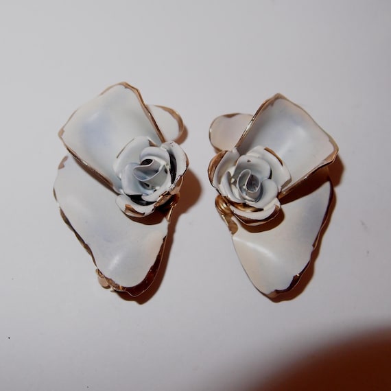 Orecchini A Clip Ovali – Smalto Lavanda E Cristalli Trasparenti – Placcati Oro – Eleganti Per Cocktail Party O Ufficio – Misura Unica 23 Mm