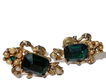 Green Rhinestone and Faux Pearl Stud Earrings