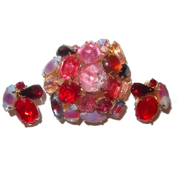 High End Pink and Red Vintage Brooch Earring Set - image 2