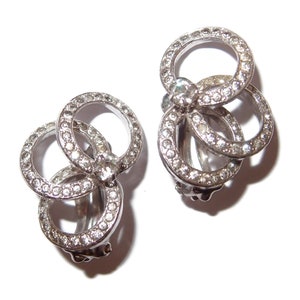 Brincos vintage com strass e clipe KRAMER of NY