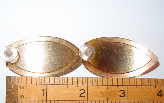 LARGE Light Weight Enamel Posts with Leaf Brooch - image 4