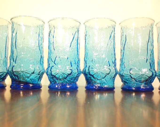 TURQUOISE BLUE Drinking Glasses With Bubble Daisy Rain Flower Etsy