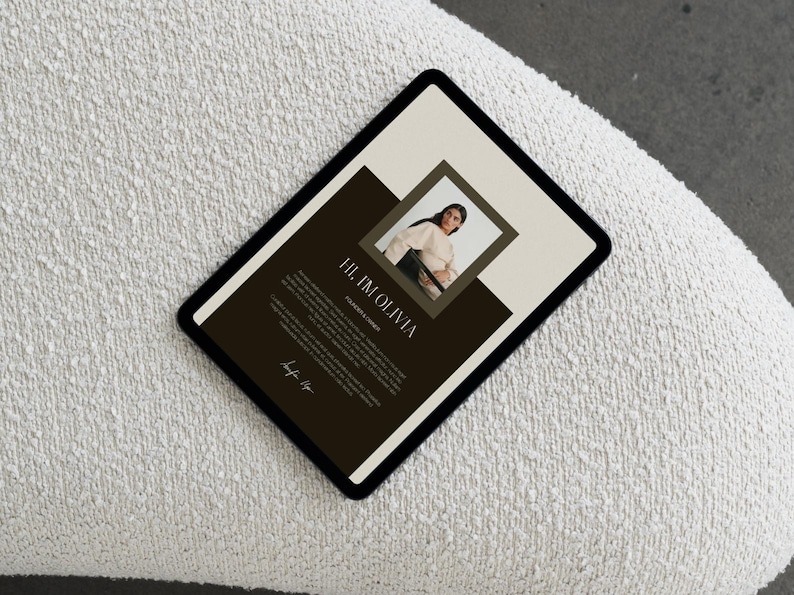 Comprehensive client brochure template with FAQ, tools, and resource pages for freelancers.