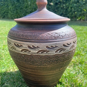 Traditional 4L Ceramic Fermentation Crock with Lid | Handmade Clay Fermenting Pot for Sauerkraut, Pickles, Kimchi & Vegetables