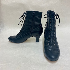 Re-Mix Vintage Shoes Winfield Victorian Gothic Witch Boots size 8