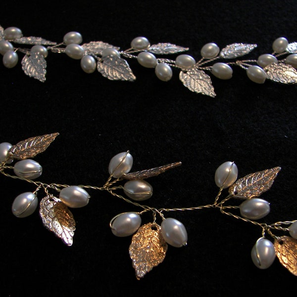 Leaf and Rice Pearl Hair Vine, Bridal Hair Vine, Woodland Wedding Hair Jewelry, FALL festival Hair decoration, Gold, Silver Rose Gold Leaves