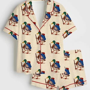 Backpacking Mallard Satin Pajama Set, Long Sleeve Silky PJs, Nature Duck Print Sleepwear, Luxury Outdoor Lover Loungewear Gift immagine 5