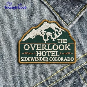 Parche del Hotel Overlook, Bordado de alfombra de El Resplandor, Regalo para fans del terror de Stephen King, Parche termoadhesivo de Redrum, Decoración de utilería de películas