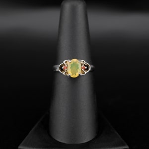 NEW Oval-Faceted Natural Welo Opal and Ruby 925 Sterling Silver Ring Size 6.5