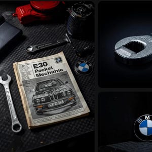 Könnte beinhalten: Ein Stillleben mit einem Vintage-Handbuch "E30 Pocket Mechanic", einem Schraubenschlüssel und einem BMW-Emblem. Das Cover des Handbuchs zeigt eine Autoillustration. Das Bild enthält auch einen Schraubenschlüssel und ein BMW-Emblem. Der Text "ELEVATE YOUR SKILLS" und "E30 POCKET MECHANIC" sind sichtbar.
