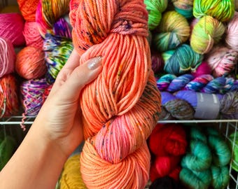 Corallo - Filato Merino Superwash, Filato tinto a mano