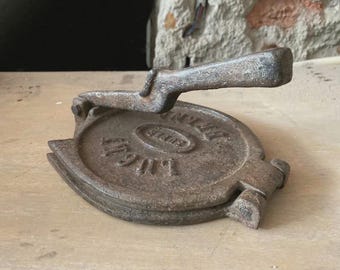 Old Vintage Rare Unique Cast Iron Tortilla Press Chapati Maker, Kitchenwear