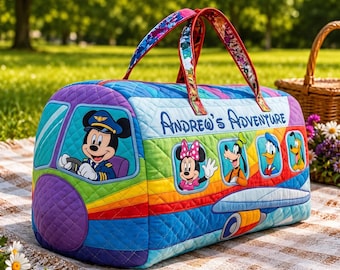 Bolso personalizado de Mickey Mouse y sus amigos con diseño de avión, bolso acolchado Disney con nombre personalizado, bolso de viaje mágico, regalo único de dibujos animados para niños.