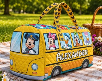 Bolso de mano acolchado personalizado con diseño de autobús escolar de Mickey Mouse y sus amigos, bolsa de viaje infantil personalizada con nombre de Disney, regalo de cumpleaños único para niños y niñas.