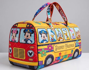 Bolso de mano personalizado con diseño de autobús escolar de Mickey Mouse y sus amigos, bolsa de viaje Disney personalizada, regalo de cumpleaños para niños, artículo esencial para vacaciones familiares, único.