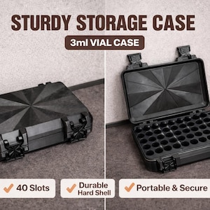 Puede incluir: Estuche de almacenamiento negro y resistente con un diseño geométrico. El estuche se muestra cerrado y abierto, revelando 40 ranuras para viales. El texto "STURDY STORAGE CASE" y "3ml VIAL CASE" se muestran.