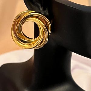 Vintage Gold Love Knot Earrings  1990’s Retro Earrings Pierced