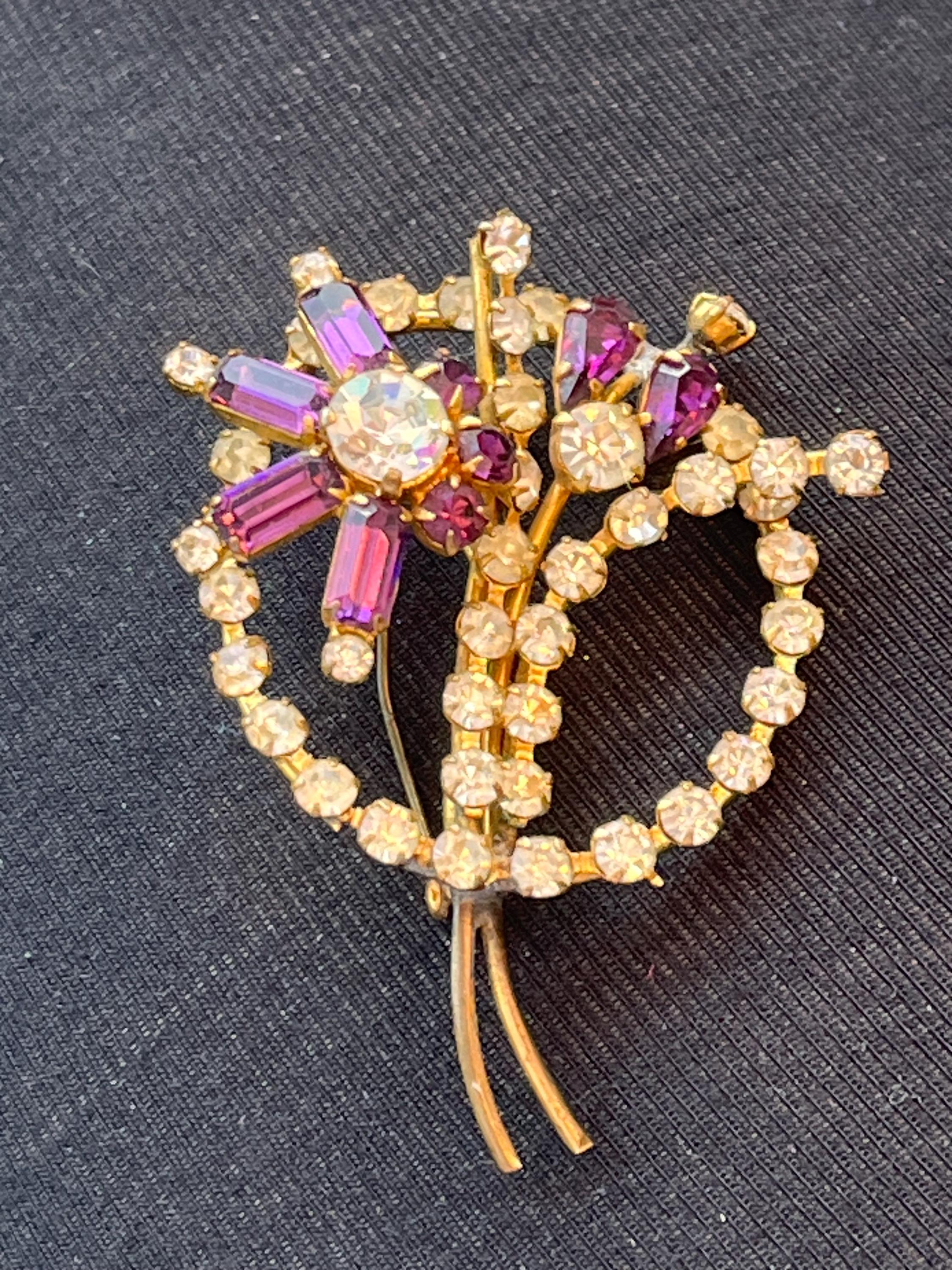 Vintage 1950s Rhinestone Brooch - Trichroic Glass - Purple